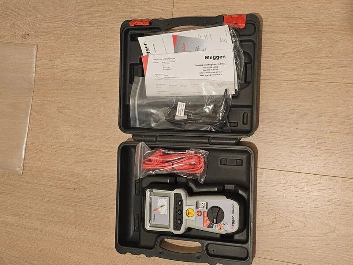 Megger MIT400 2 Insulation Tester - Image 1