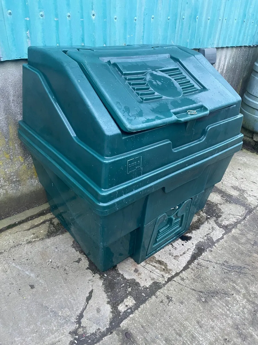 Large Coal bunker - Image 3