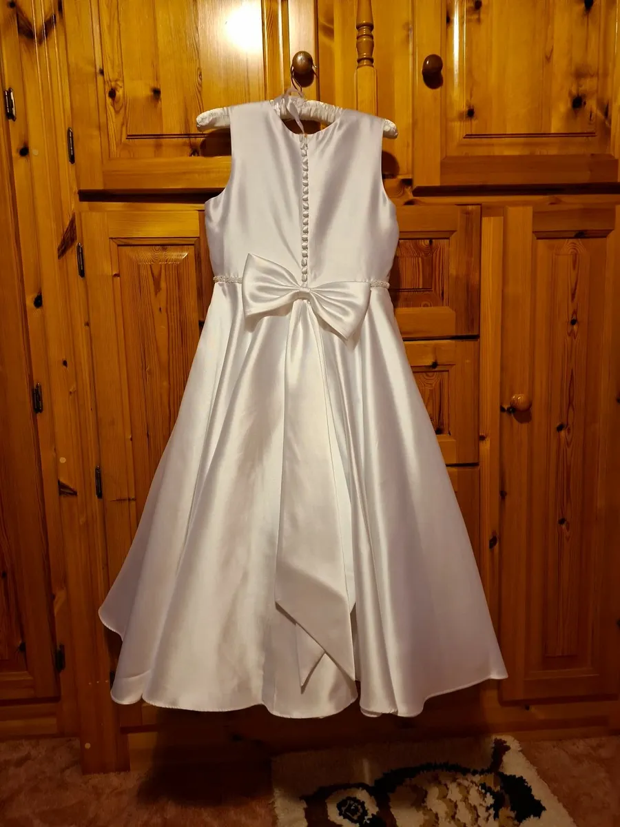 Communion dress - Image 3