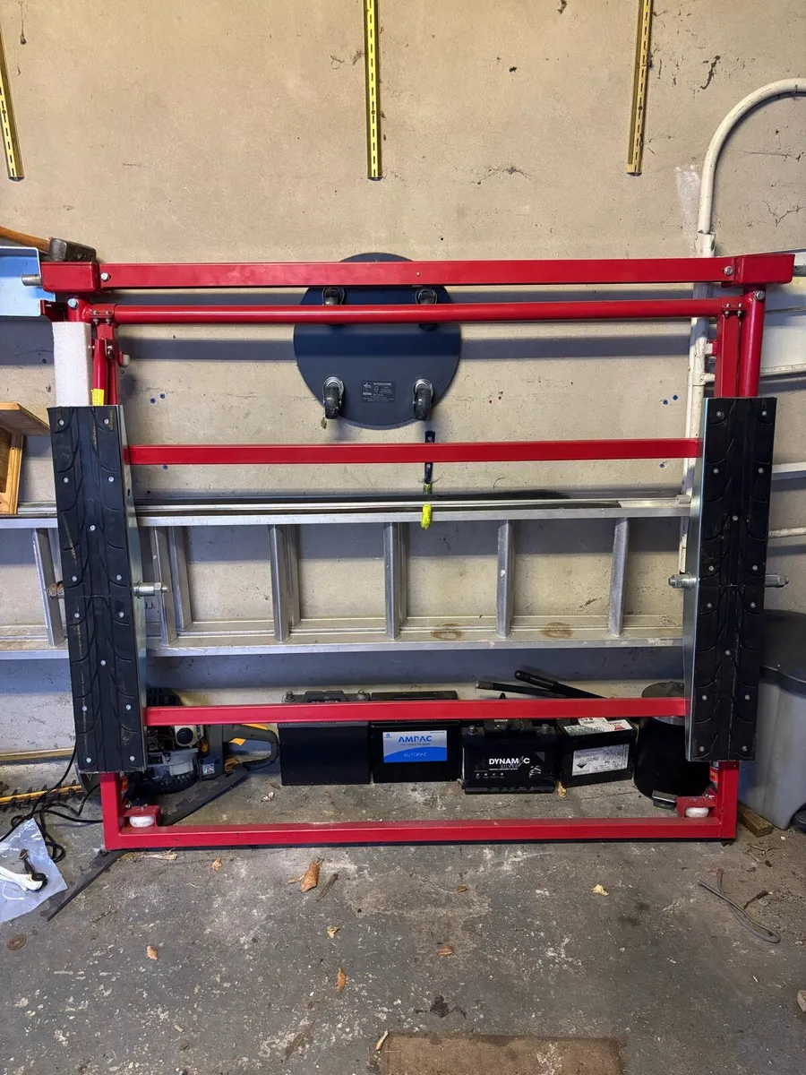 Mobile Manual car lift - Image 2