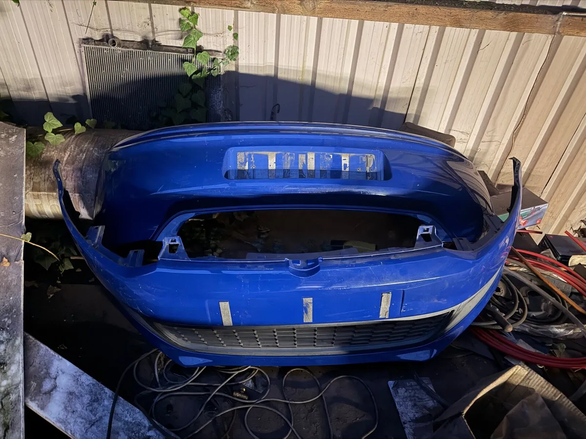 VW Polo Mk5 Bumpers - Image 1