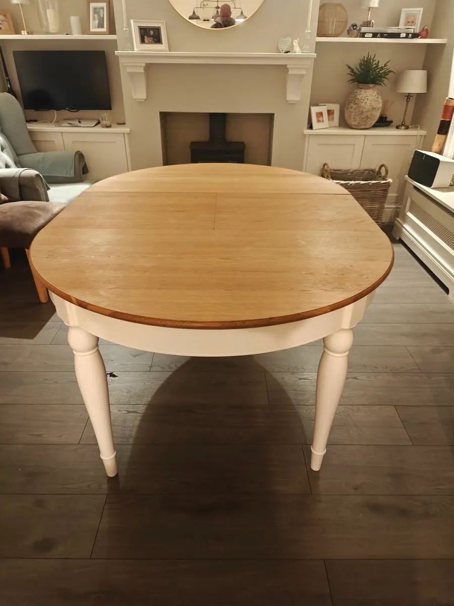 Hampstead extending dining table - Image 4