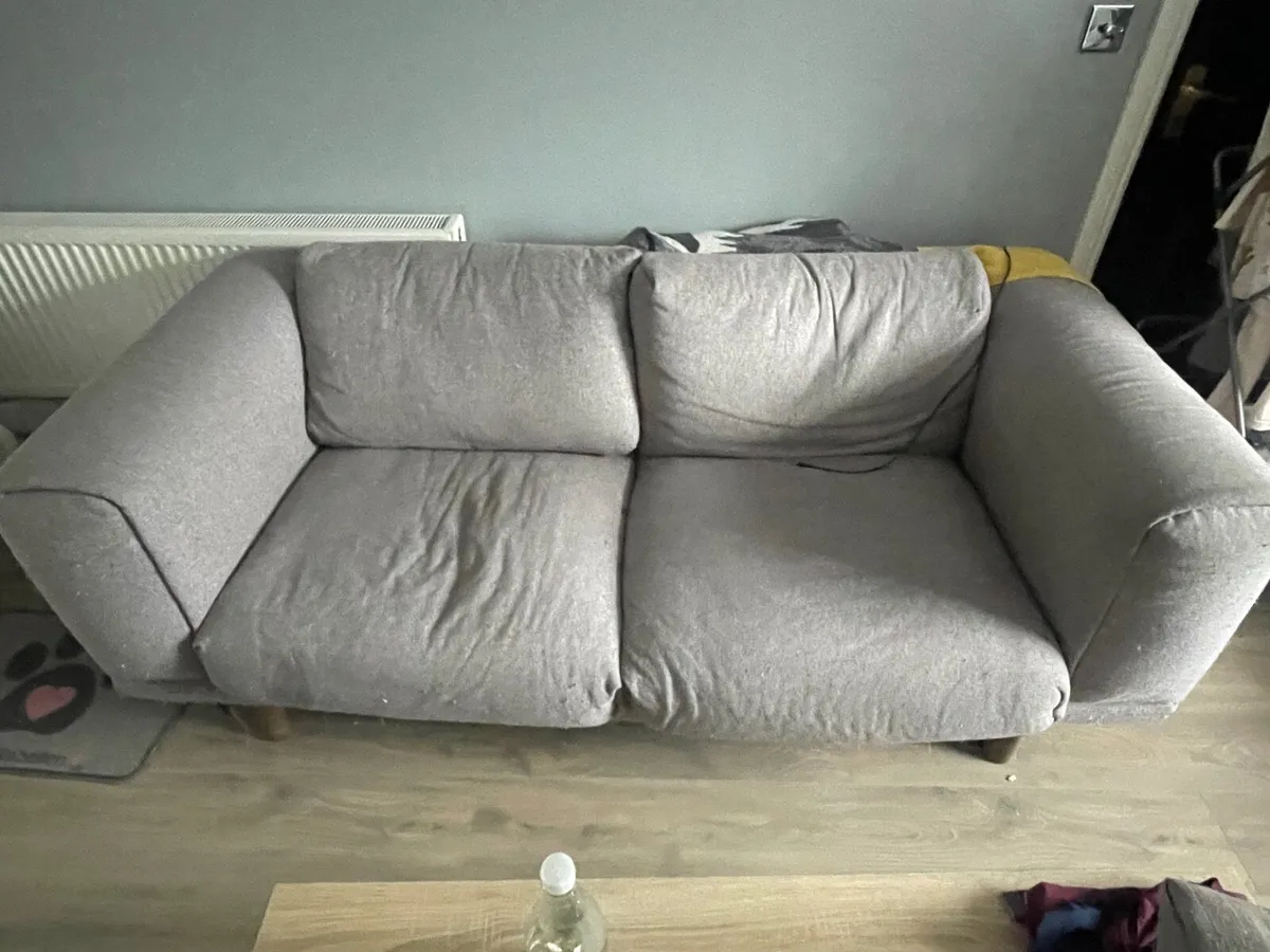Couch - Image 2