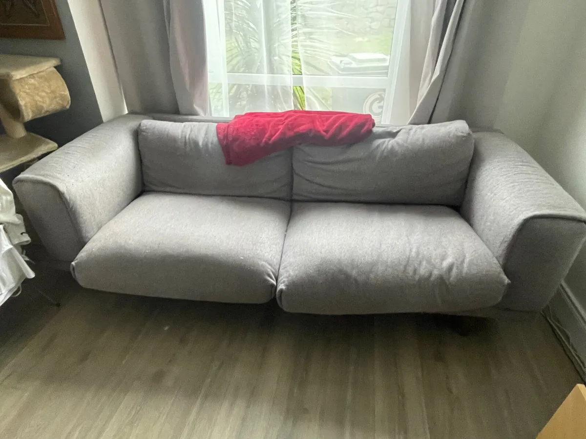 Couch - Image 3