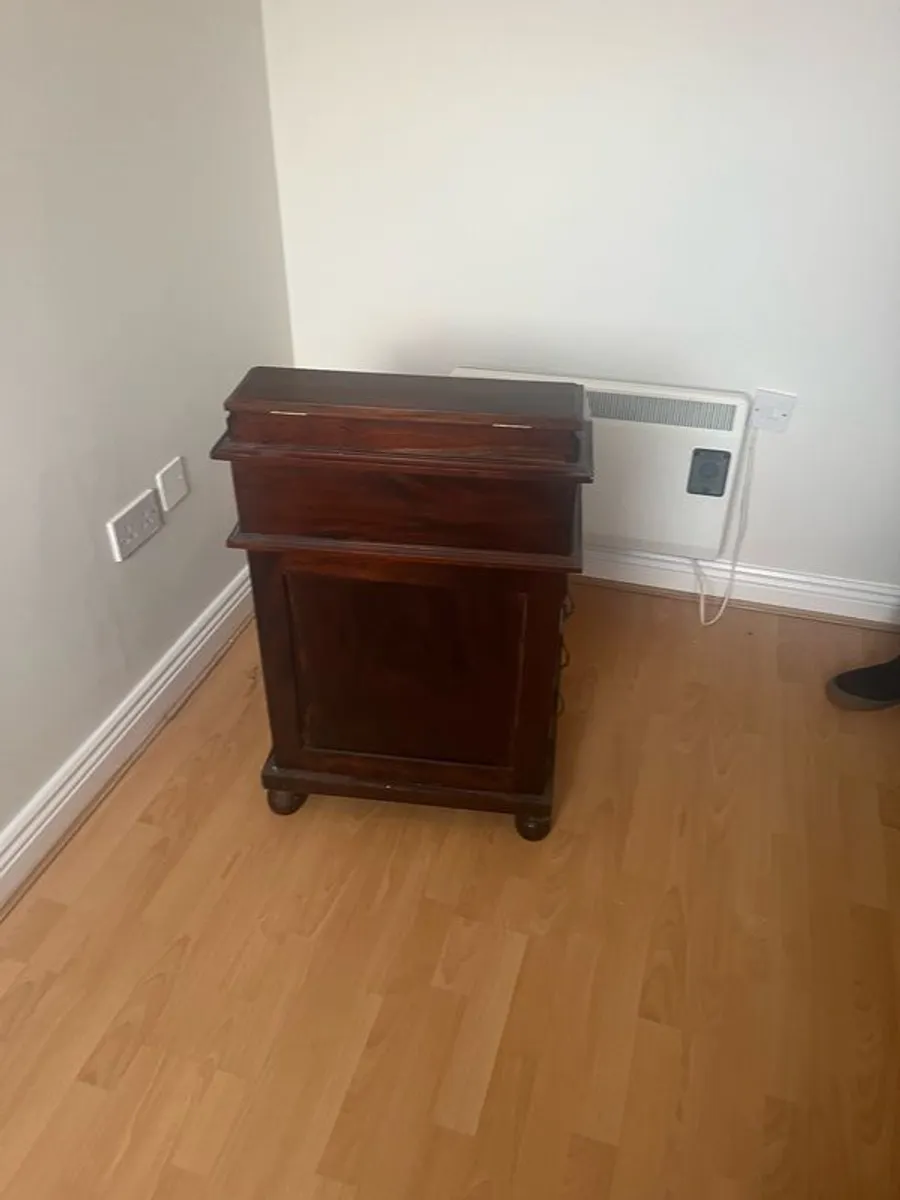 Davenport desk - Image 1