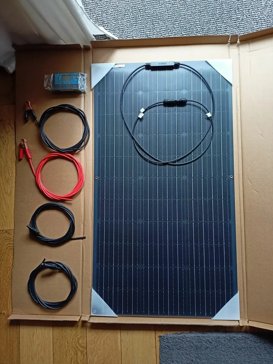 100W 12V Solar panel kit for boat or camper - Image 1