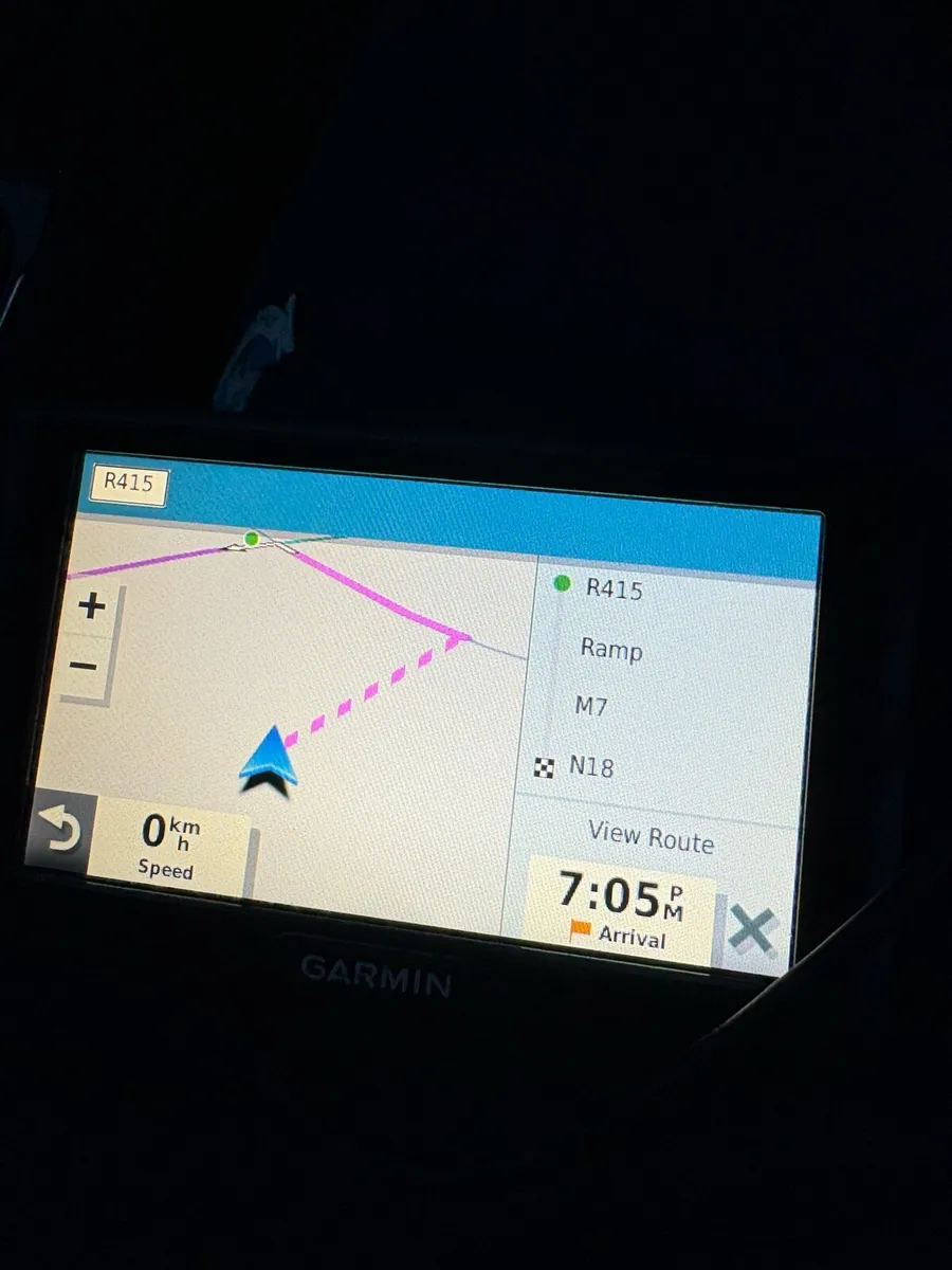 Garmin sat nav - Image 4