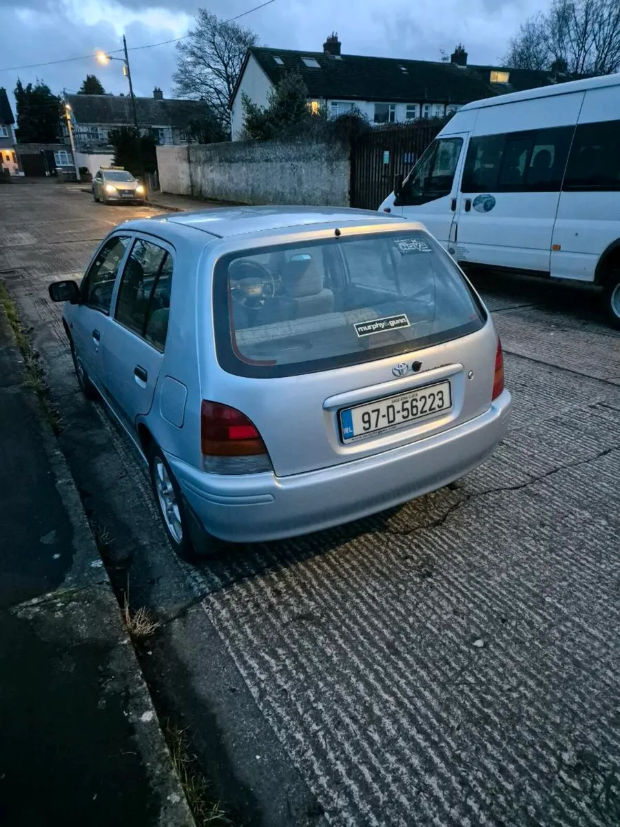 Toyota starlet - Image 3