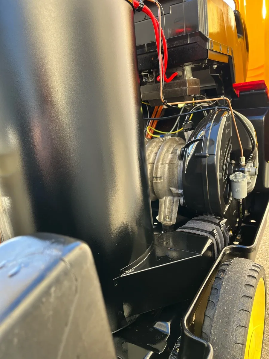 Karcher hot and cold powerwasher - Image 4