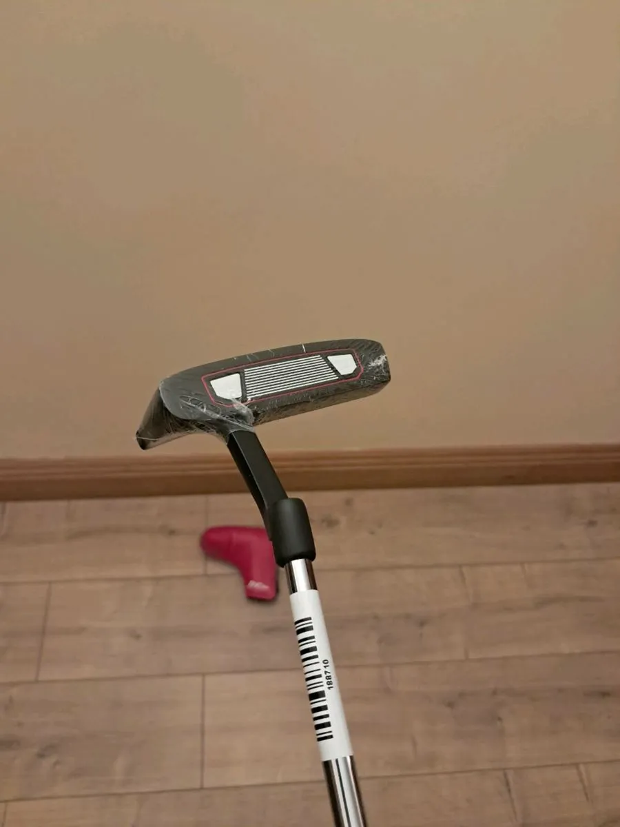 Brand new putter - Image 3