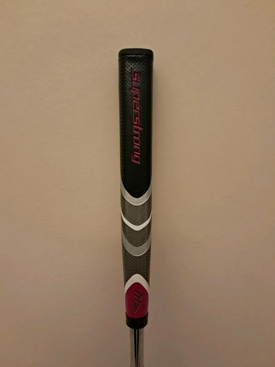 Brand new putter - Image 4