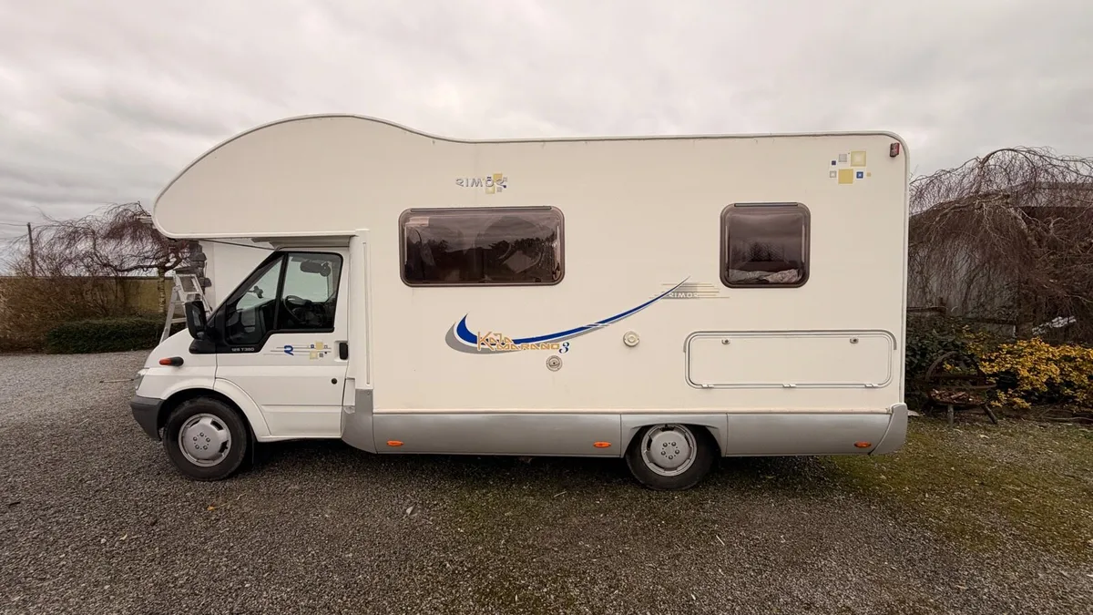 Camper  LHD 4/6 berth - Image 1