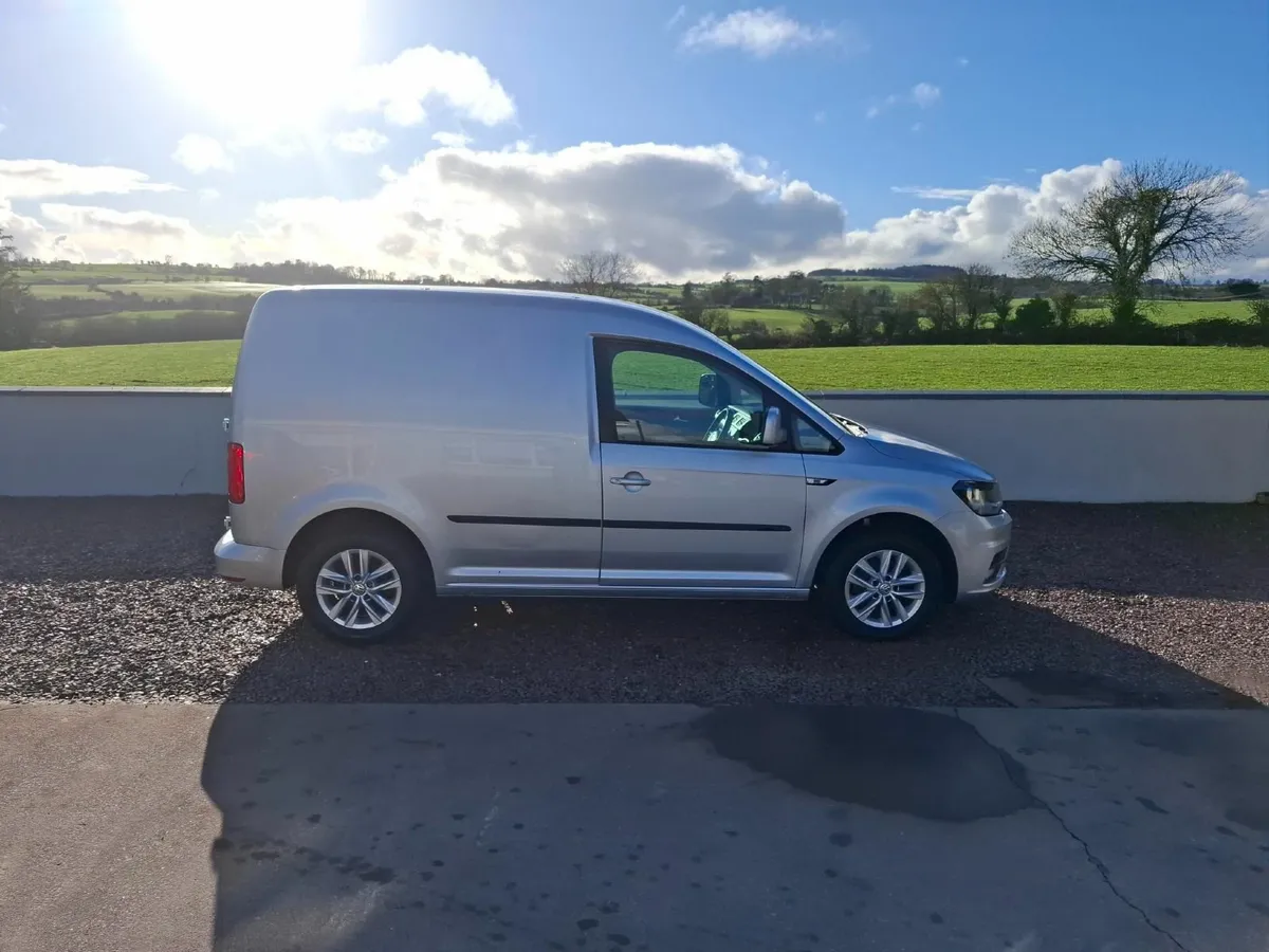 Volkswagen Caddy 2016 C20 Highline TDI (Automatic) - Image 1