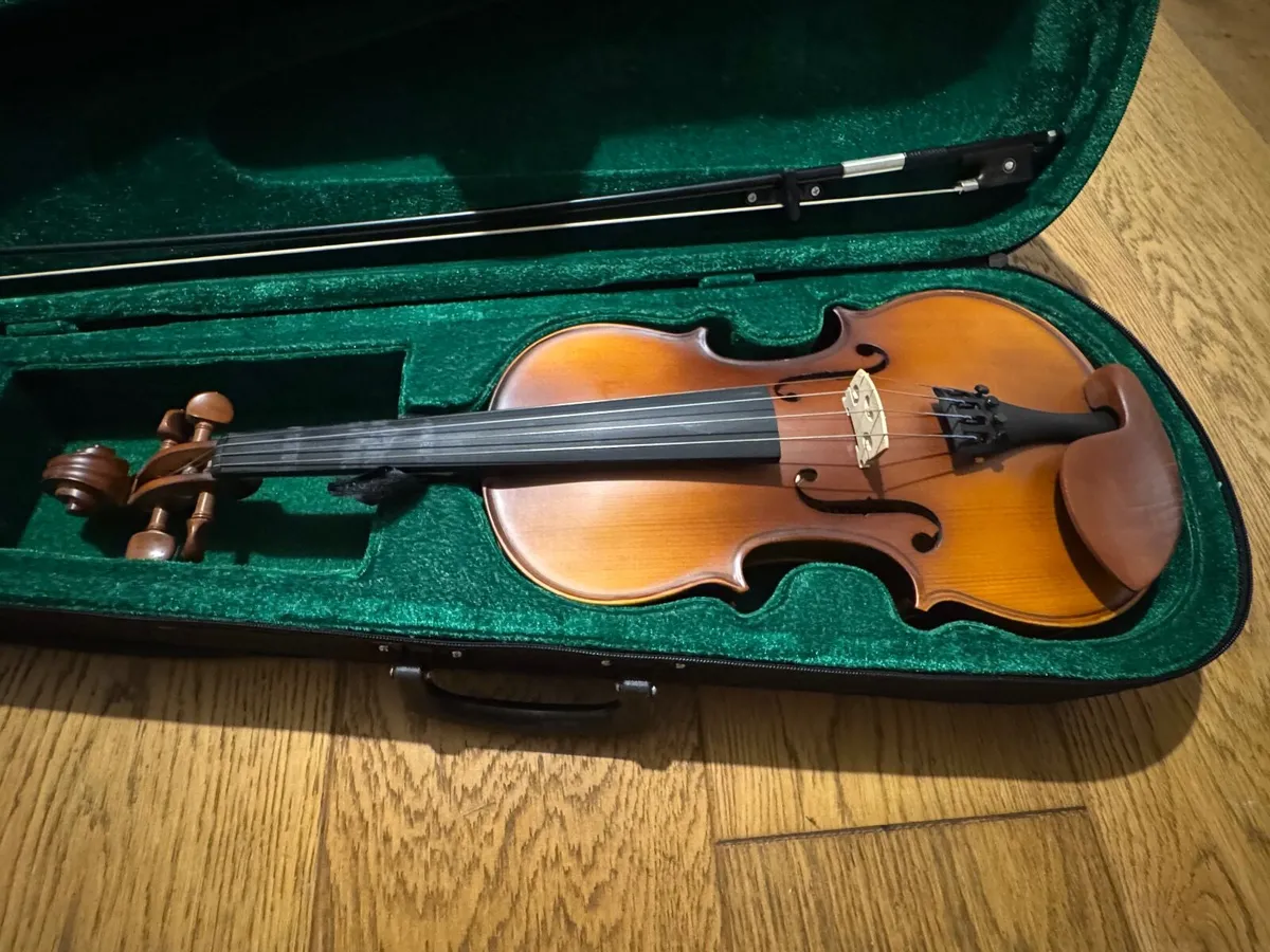 Violin 4/4  - Full size for sale - Image 3