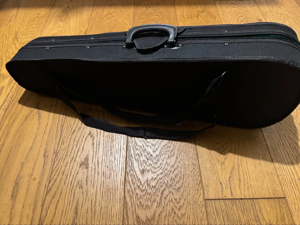 Violin 4/4  - Full size for sale - Image 4