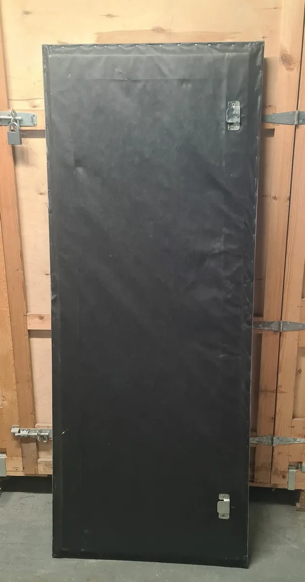 Luxury Padded Headboard – Never Used - Image 3