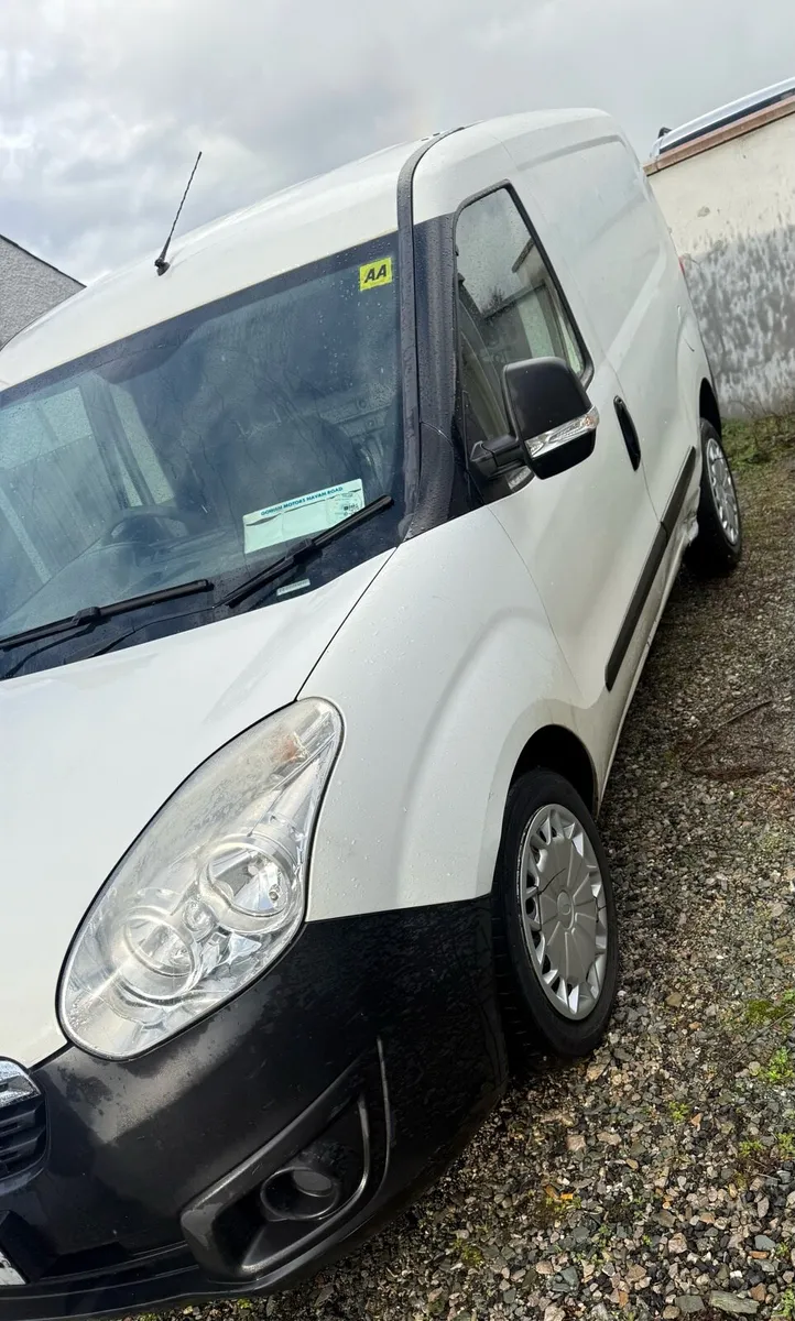 Opel Combo 2016 Cvrt 1/27 Low Mileage - Image 4