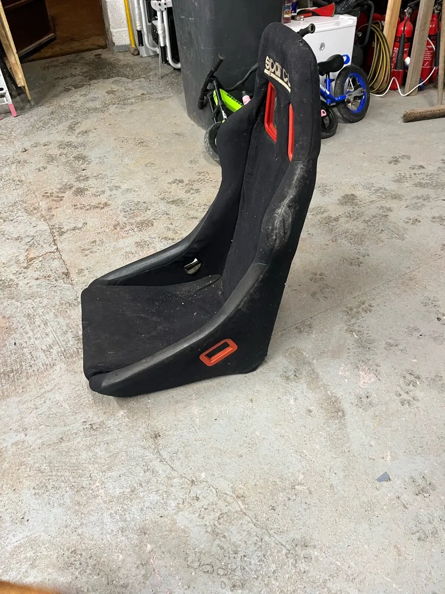 Sparco bucket seat - Image 2