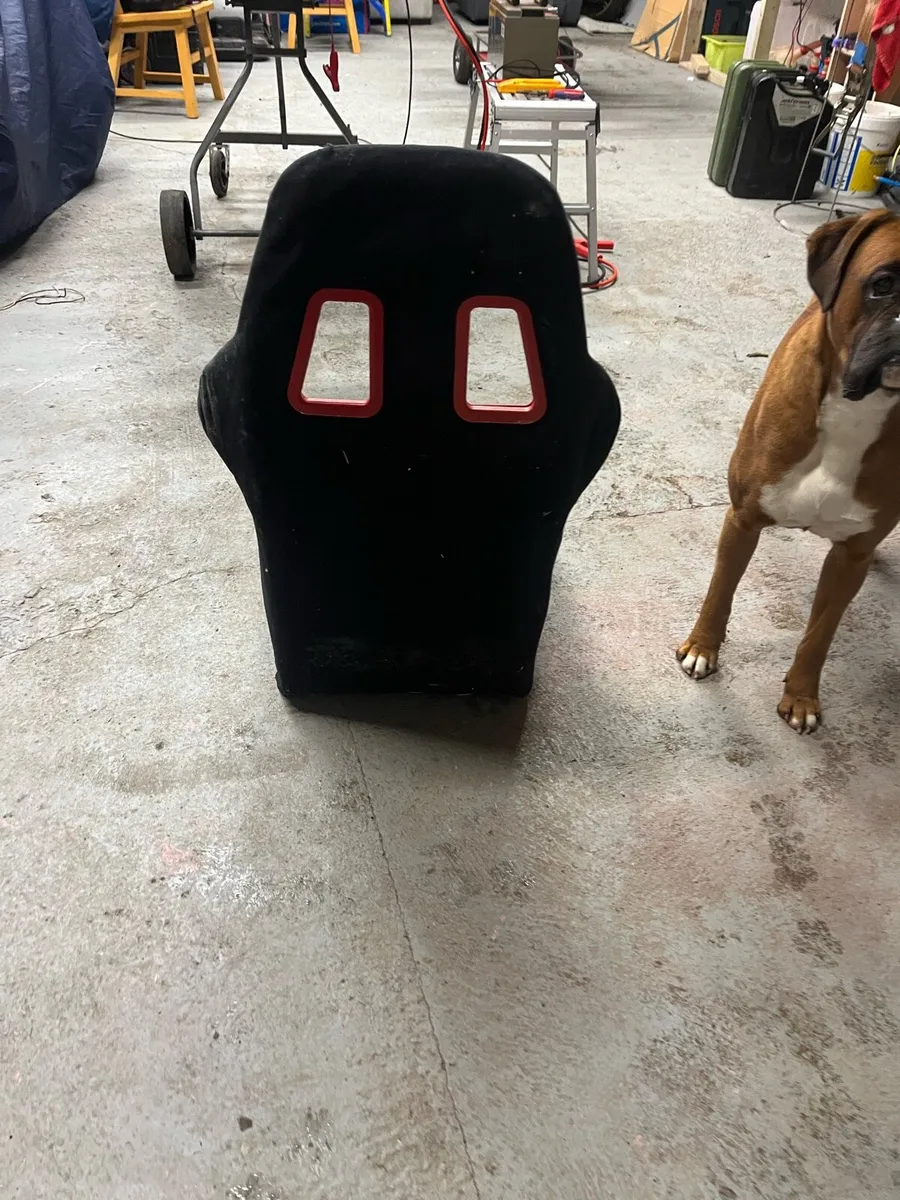 Sparco bucket seat - Image 3