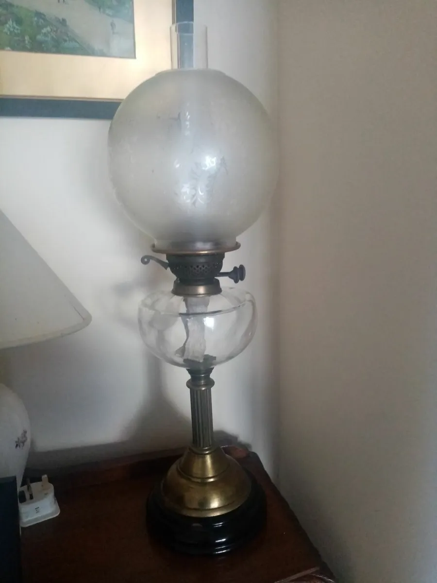 Victorian Oil Lamp - Image 4