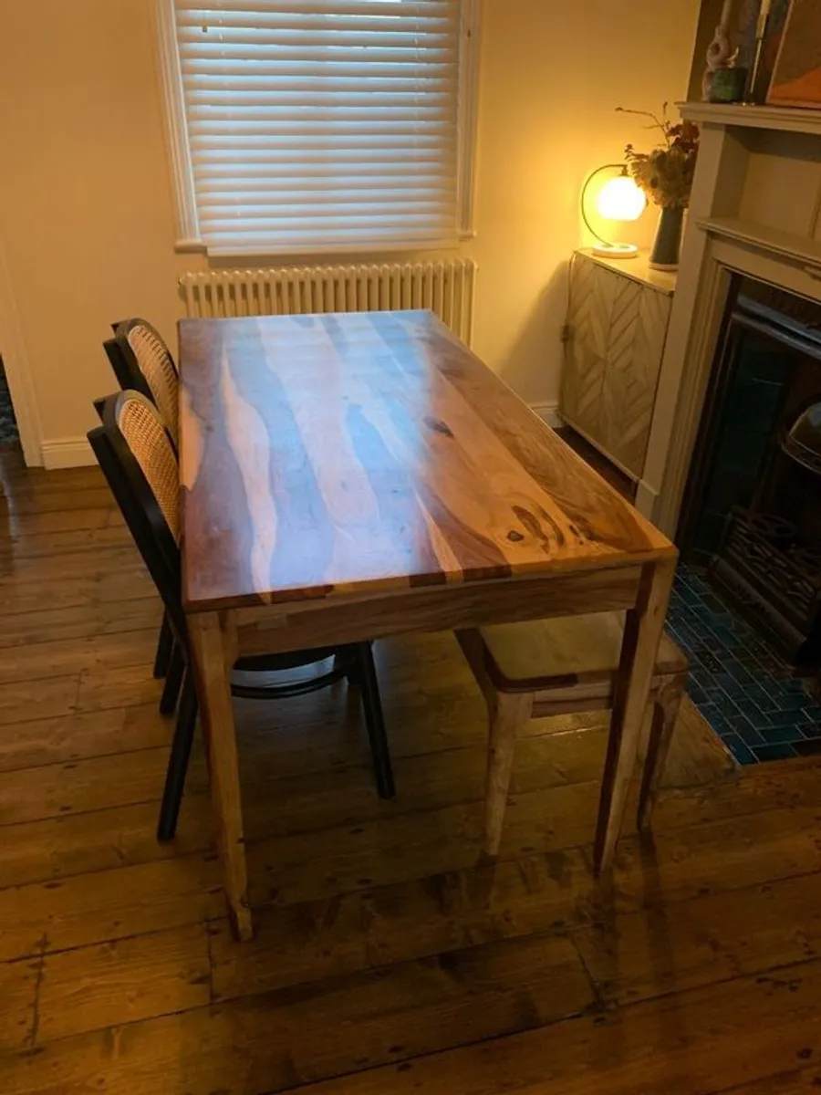 Dining table - Image 2