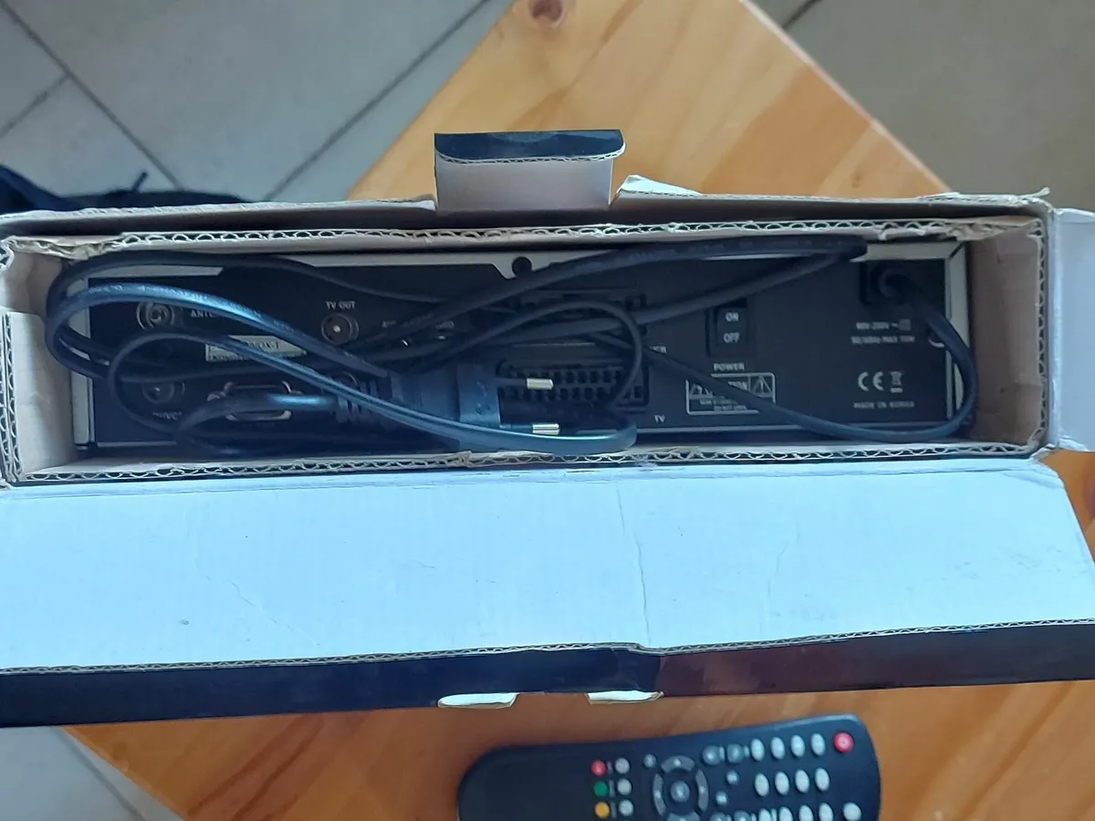 Digivox-T Digital Terrestrial Receiver with Remote - Image 4