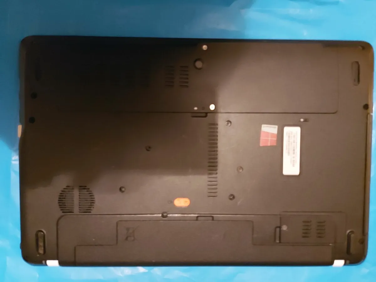 Packard Bell EasyNote TV 15.6 inch Laptop, White - Image 4