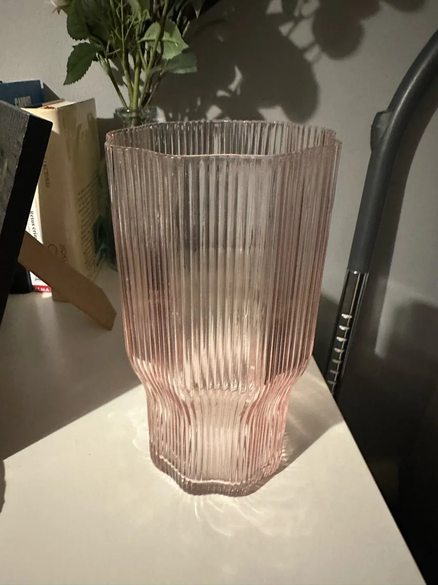 Ribbed Pink Glass Vase - Image 1
