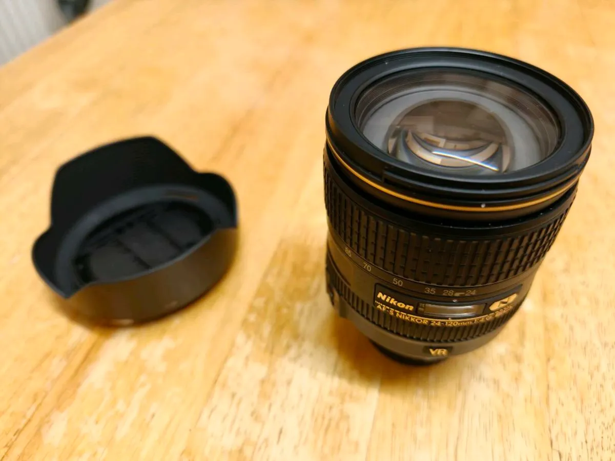 Premium Nikon 24-120mm f/4 VR - Image 1