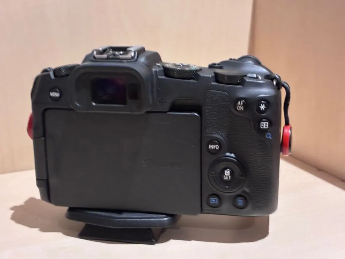Canon Eos Rp - Image 2