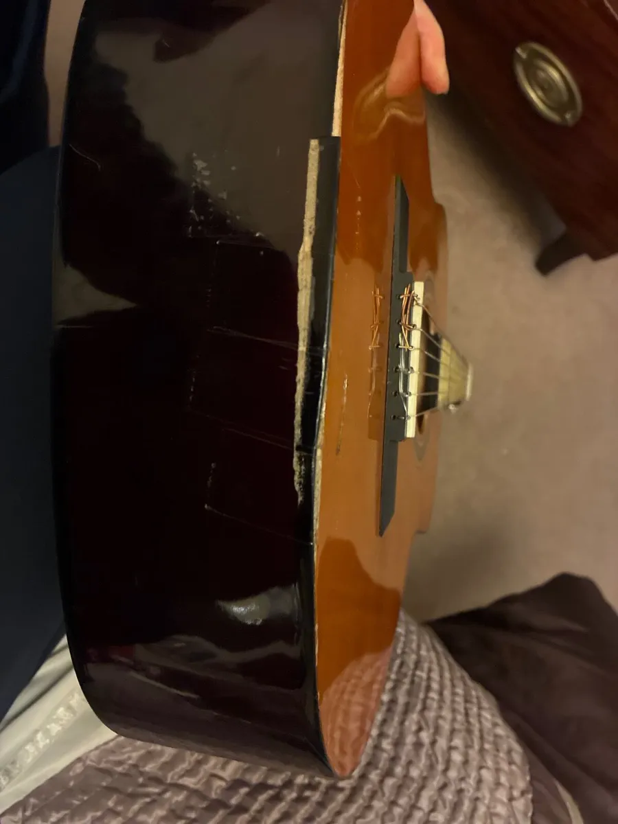 Guitar (half-size) - Image 4