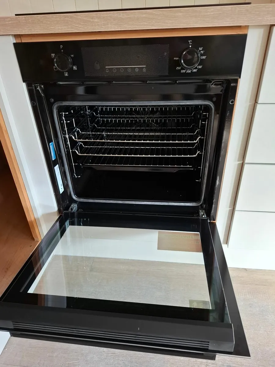 Beko Built-In Electric Oven - New - Image 3