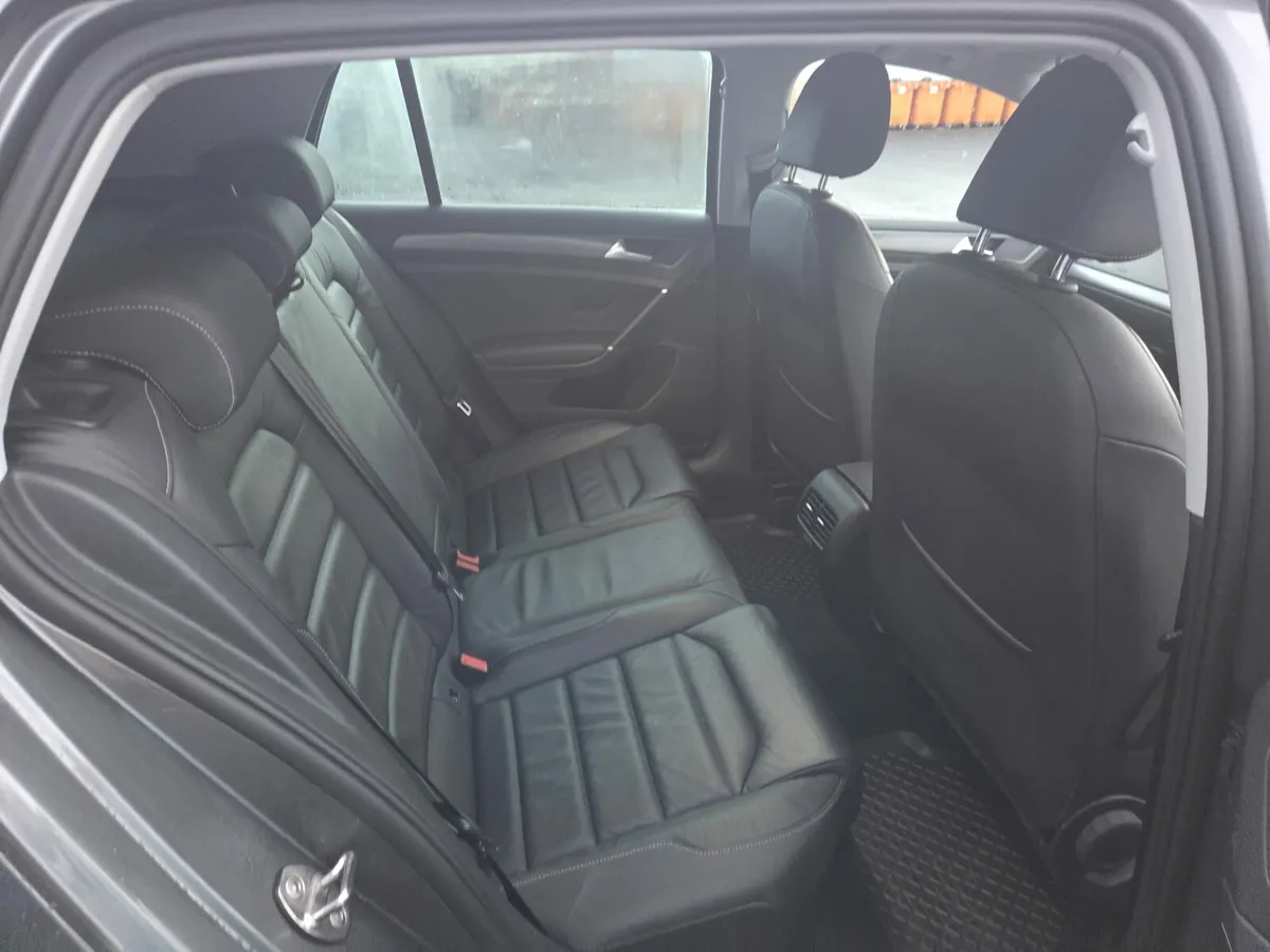 Volkswagen e-golf - Image 4