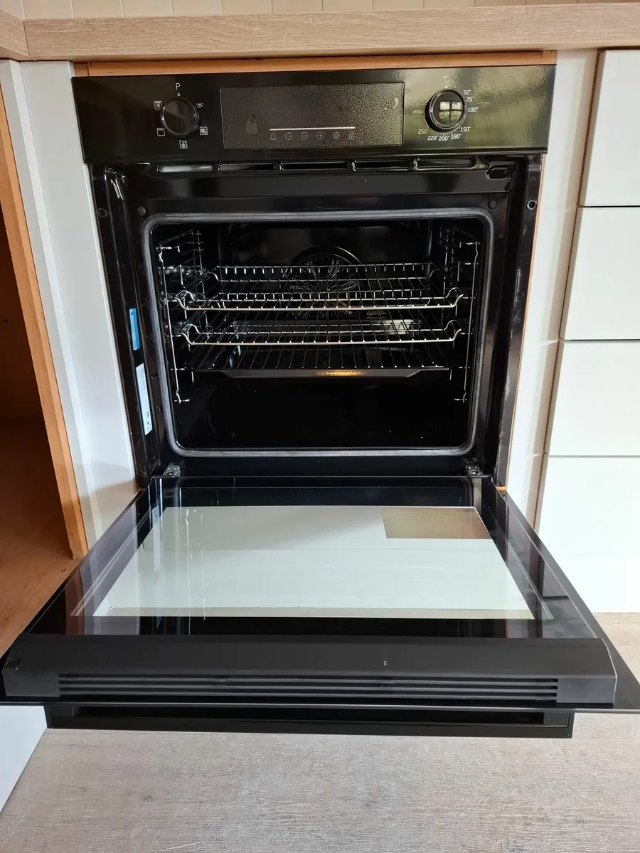Beko Built-In Electric Oven - New - Image 4