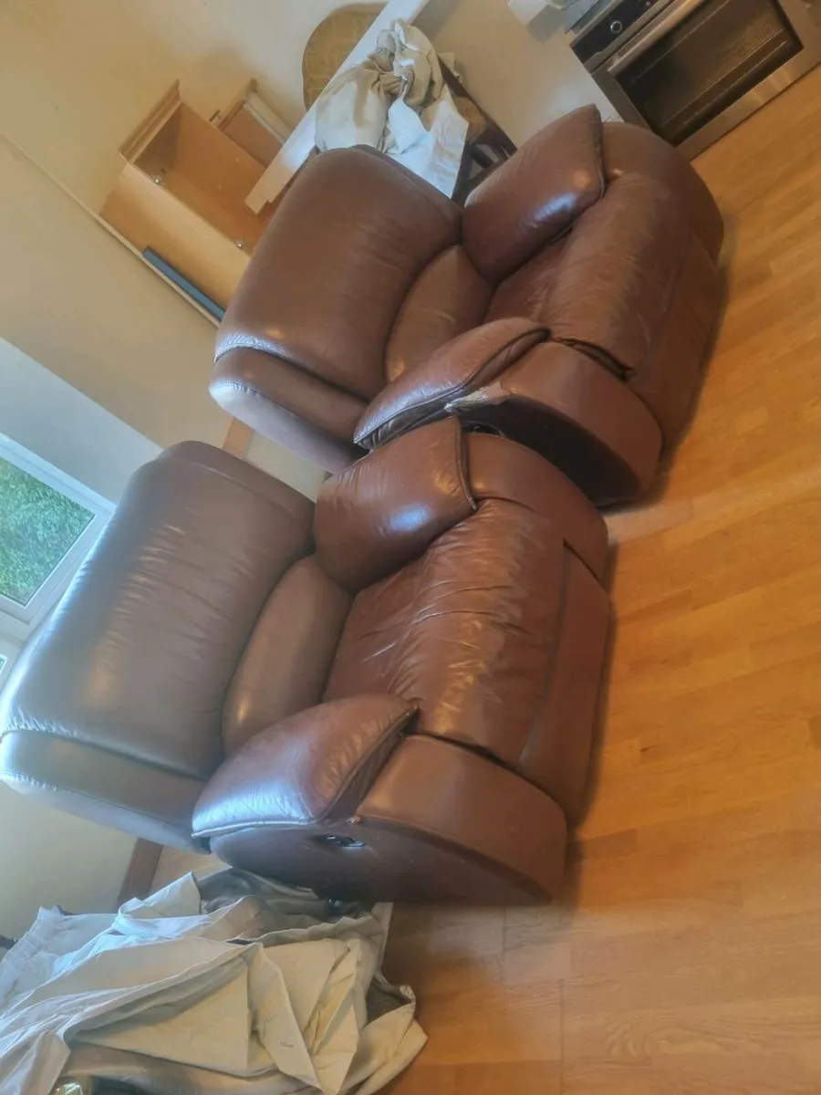 Firebird boiler adn recliner sofas - Image 1