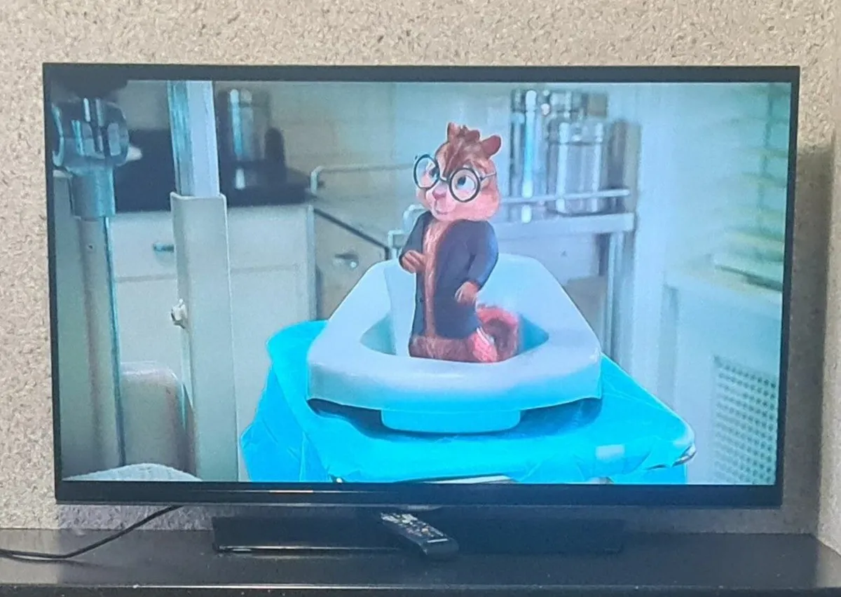 Samsung 40-inch Full HD Smart LED TV - Image 2