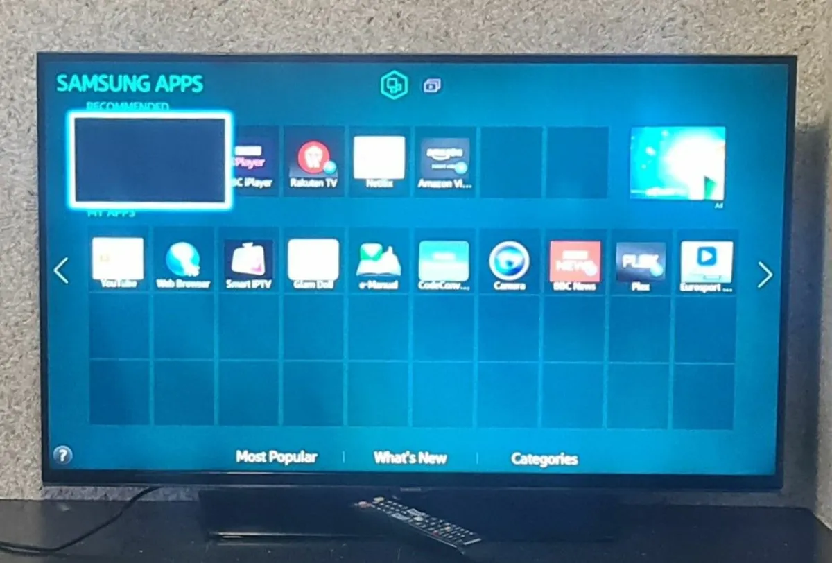 Samsung 40-inch Full HD Smart LED TV - Image 3
