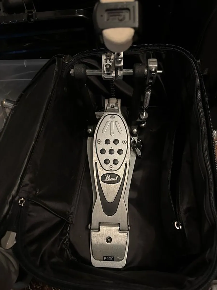 Pearl P 1000 Bass Drum Pedal - Image 1
