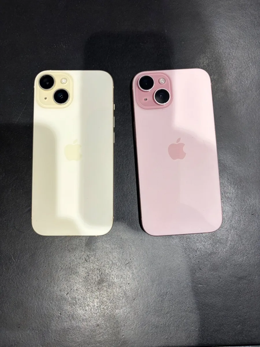2 iPhone 15 for sale. (Price per phone) - Image 1
