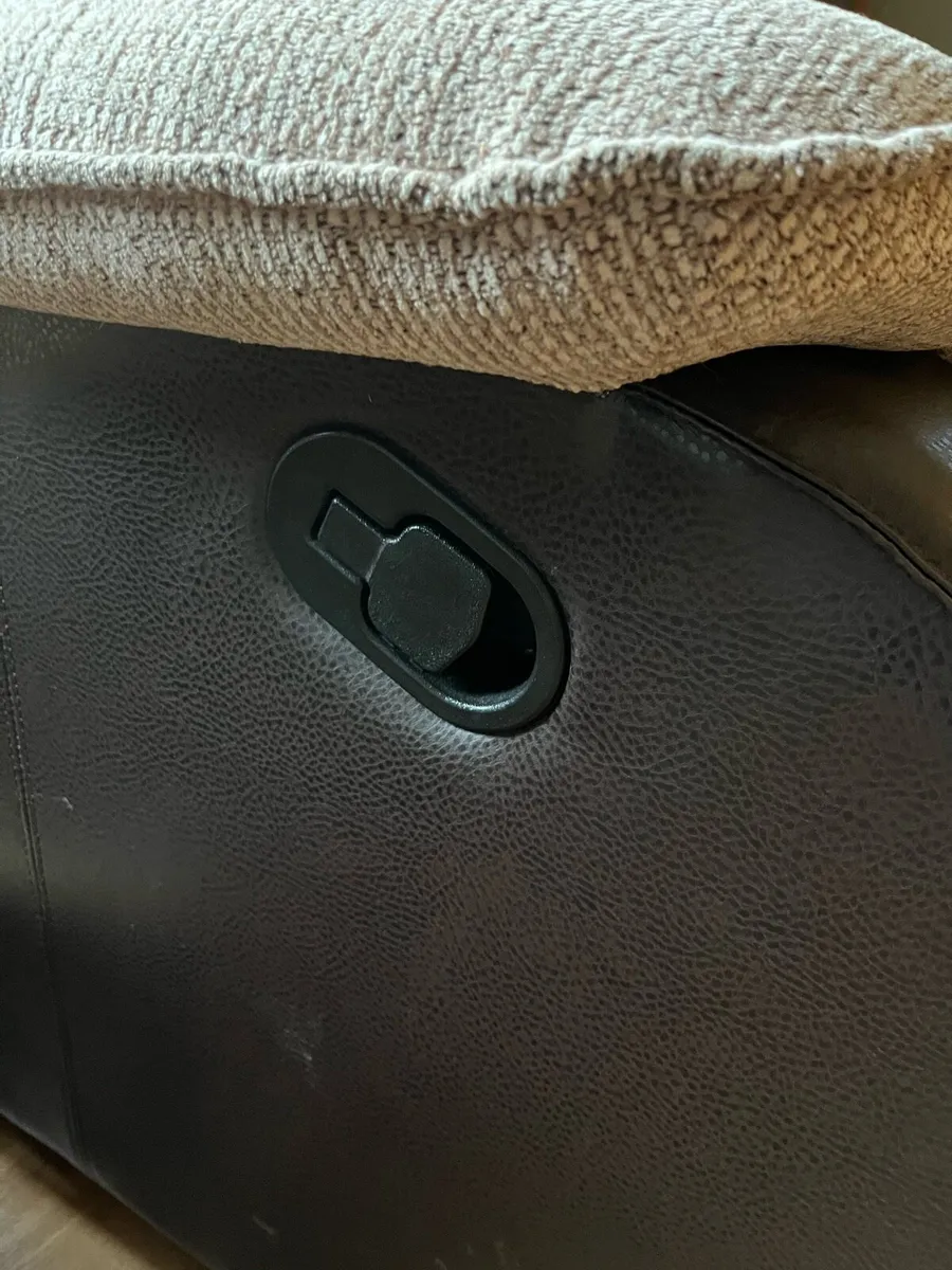 3 seater sofa - Image 4