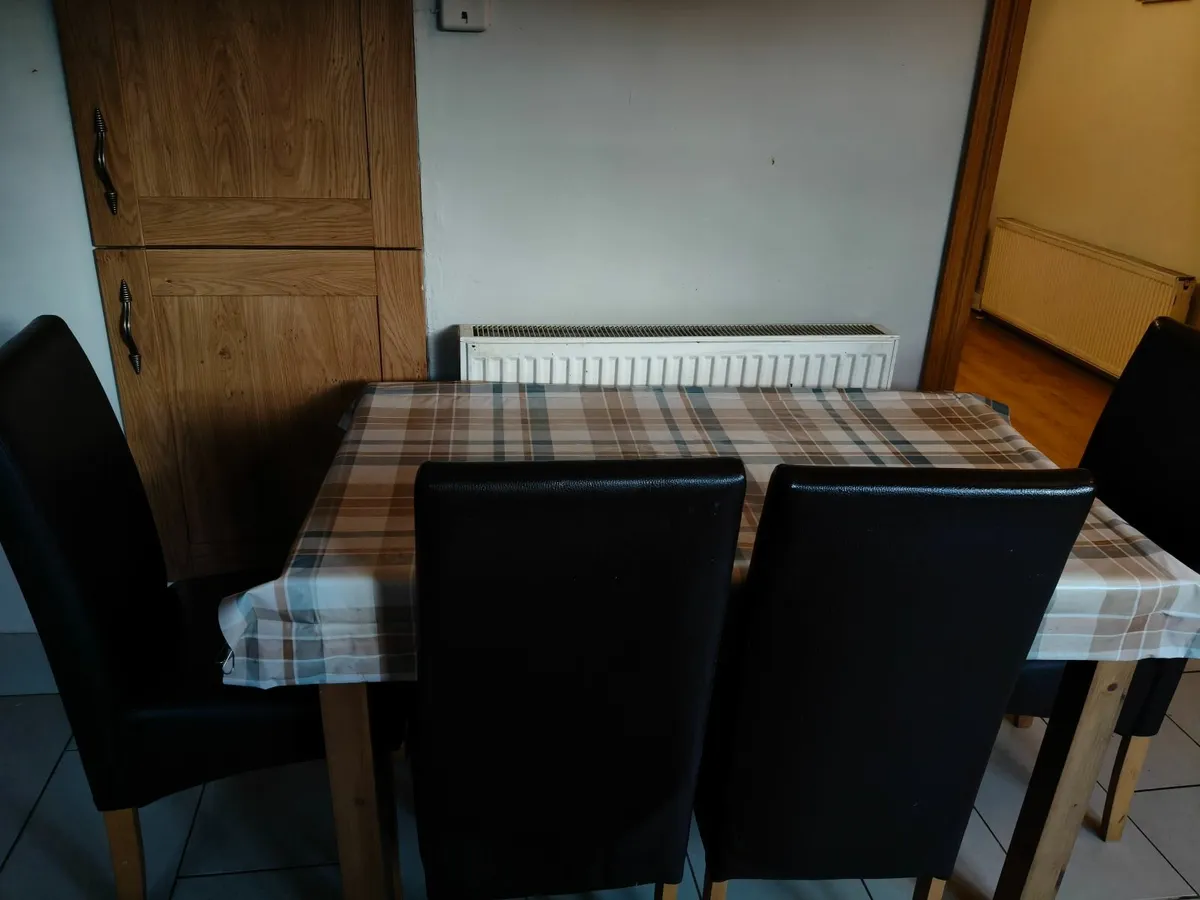 Free Dining table and chairs - Image 1