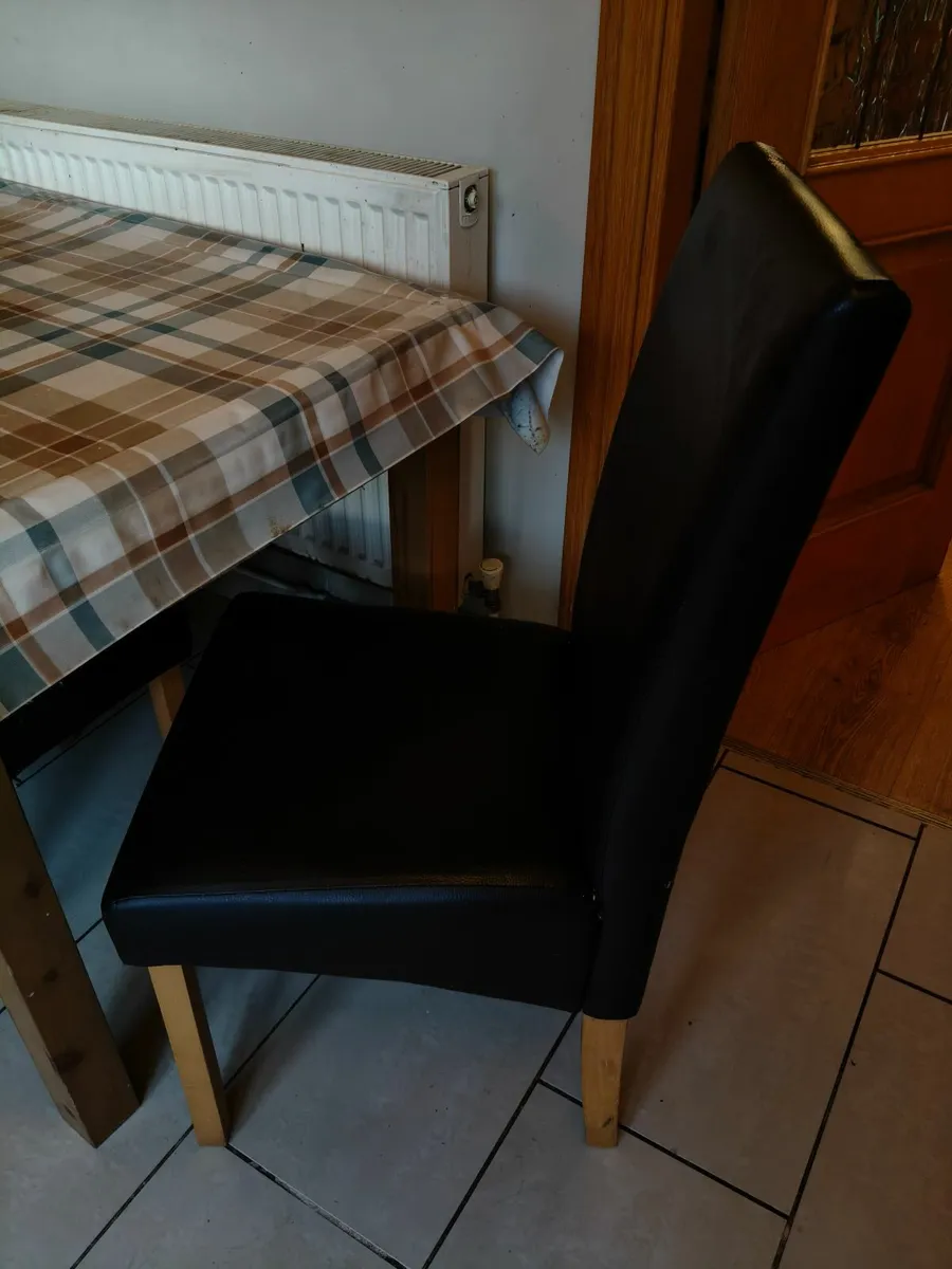 Free Dining table and chairs - Image 2