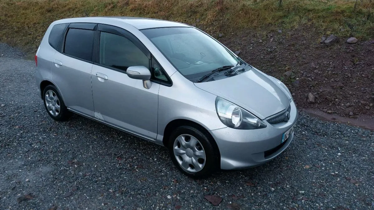 Honda Fit **AWD**AUTO** - Image 1