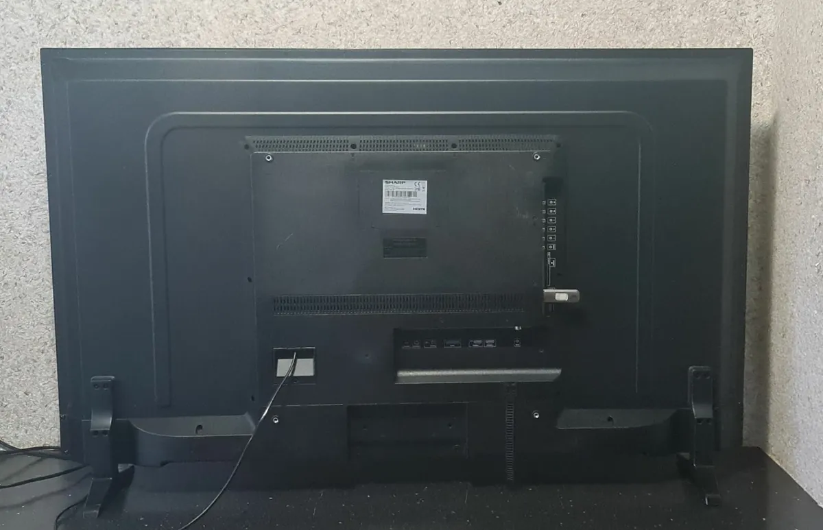 Sharp LC-48CFE4041K 48″ LED TV – Used - Image 2