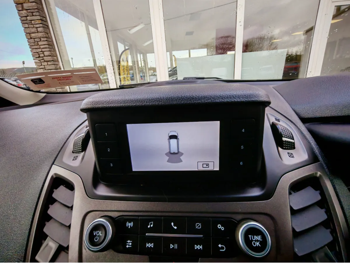 FORD TRANSIT CONNECT LWB HP TREND 1 1.5 TD 120 M6 - Image 2