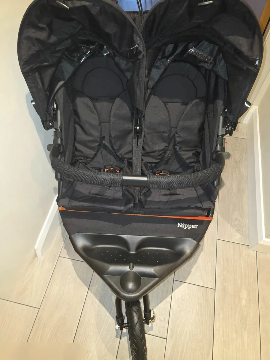 Out n about V5 double stroller - Image 2