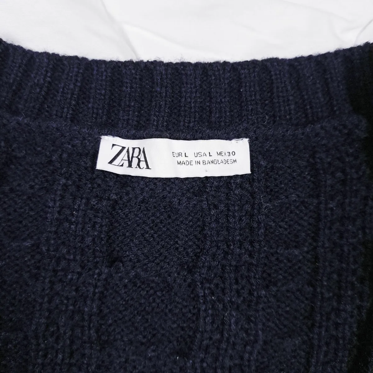 Zara Dark Navy Blue Cable Knit Cardigan Size L - Image 4