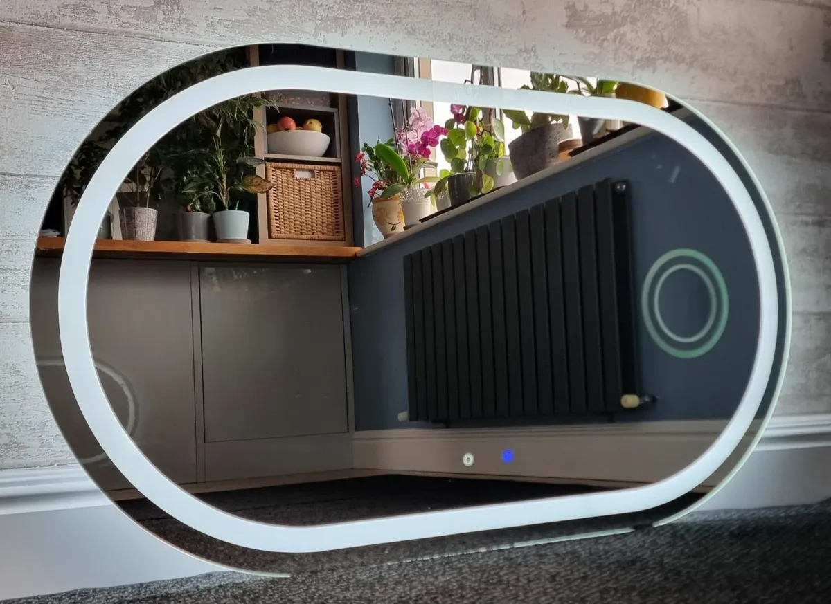 LED Bathroom Mirror Cosmetic Makeup Dual LED - Image 4