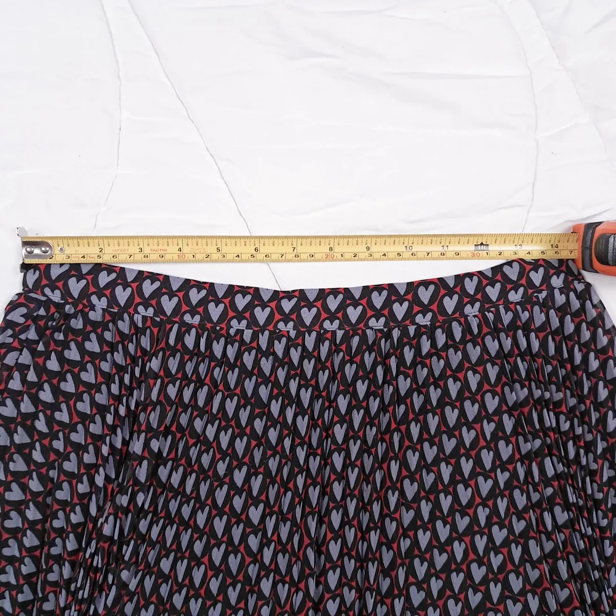 Mint Velvet Black Red Heart Pleated Skirt 12UK - Image 3