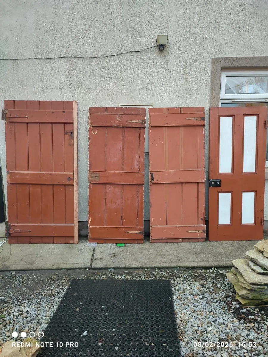 Antique pine doors - Image 1